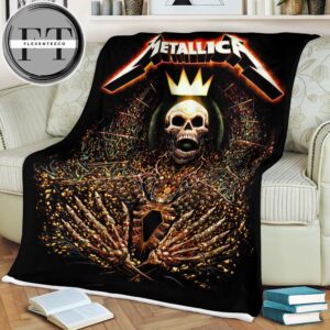 Metallica Poster Cover Crowned In Chaos Fleece Blanket