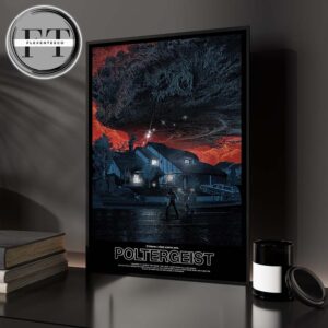 Poltergeist New Poster Film It Knows What Scares You Home Decor Poster Canvas